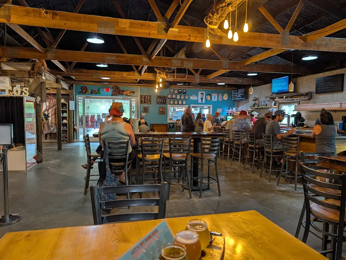 Low Tide Brewing taproom