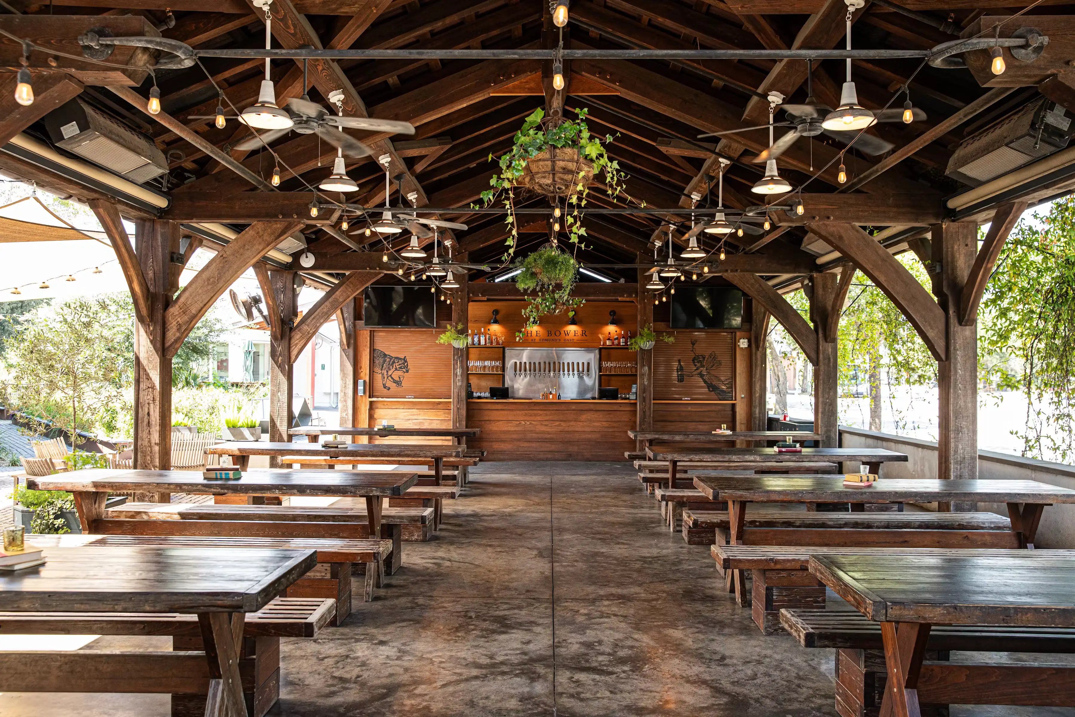 Edmund's Original (formerly Edmund's Oast) taproom