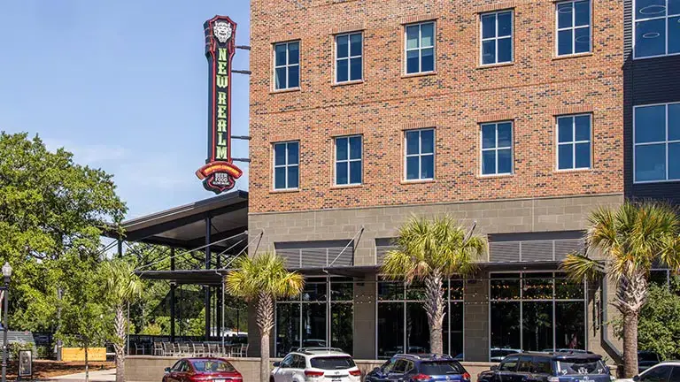 New Realm Brewing Co. - Charleston taproom